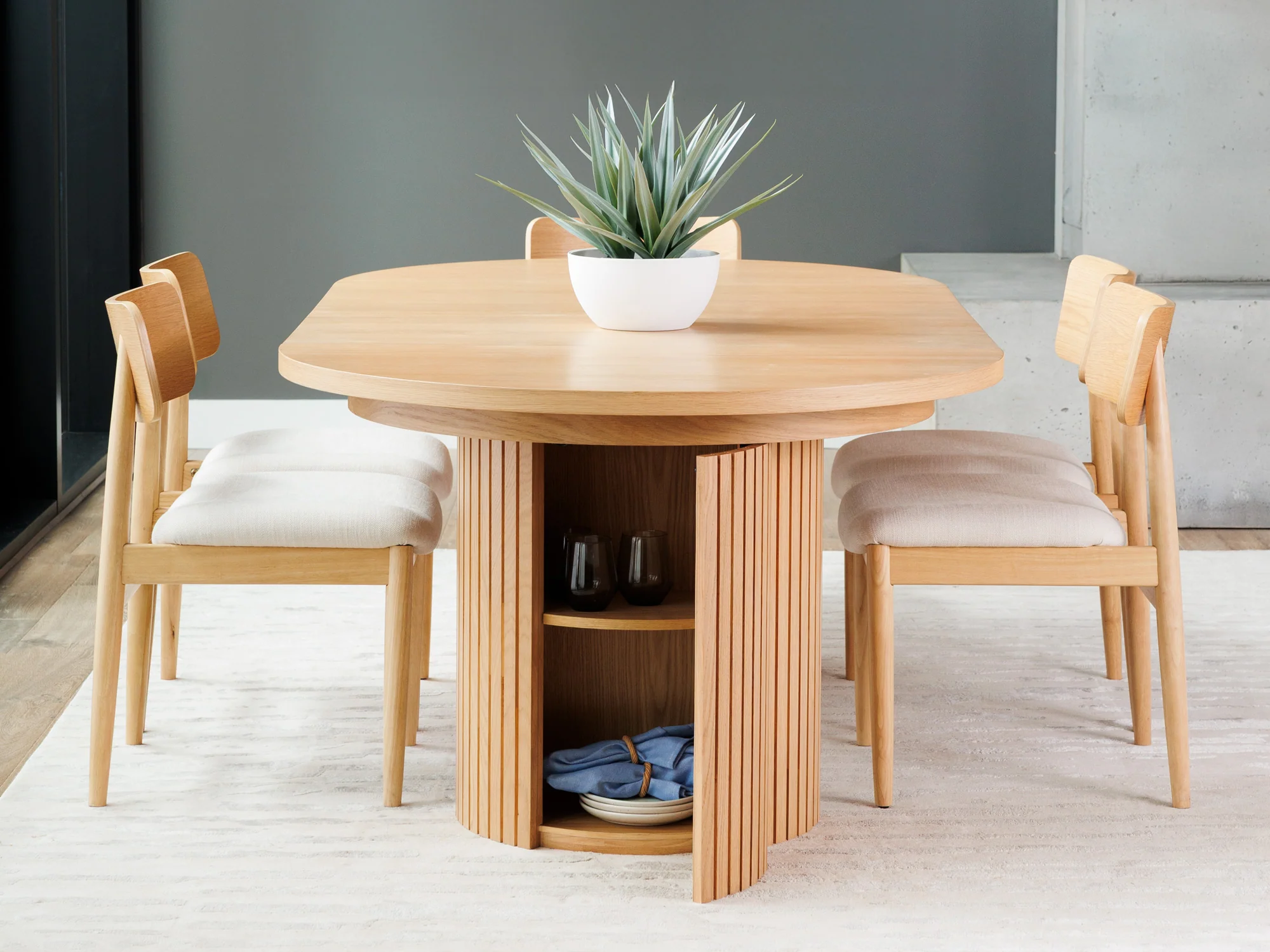 Round Dining Set - The Family - Image 16