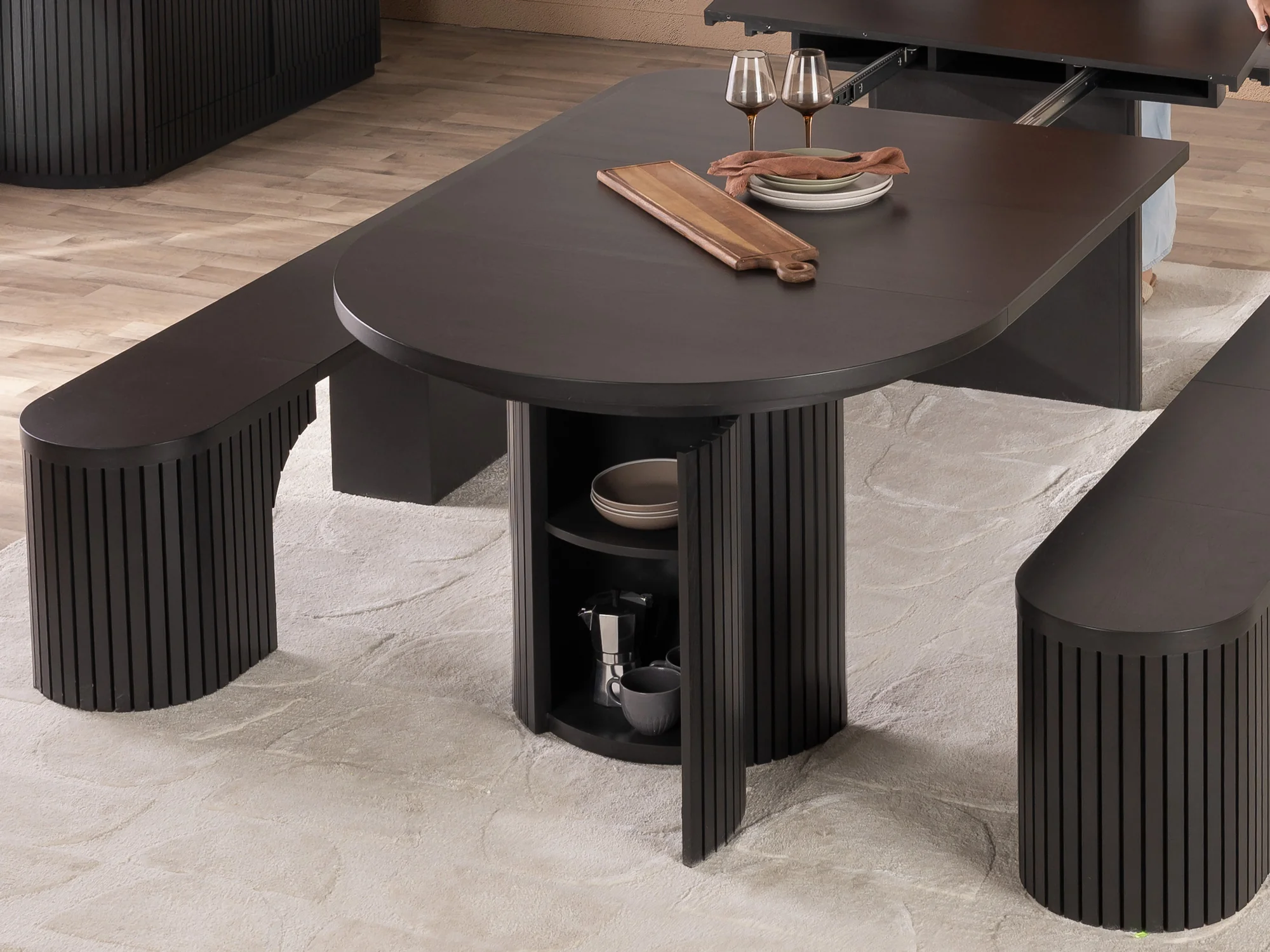 Round Dining Set - The Family - Image 28