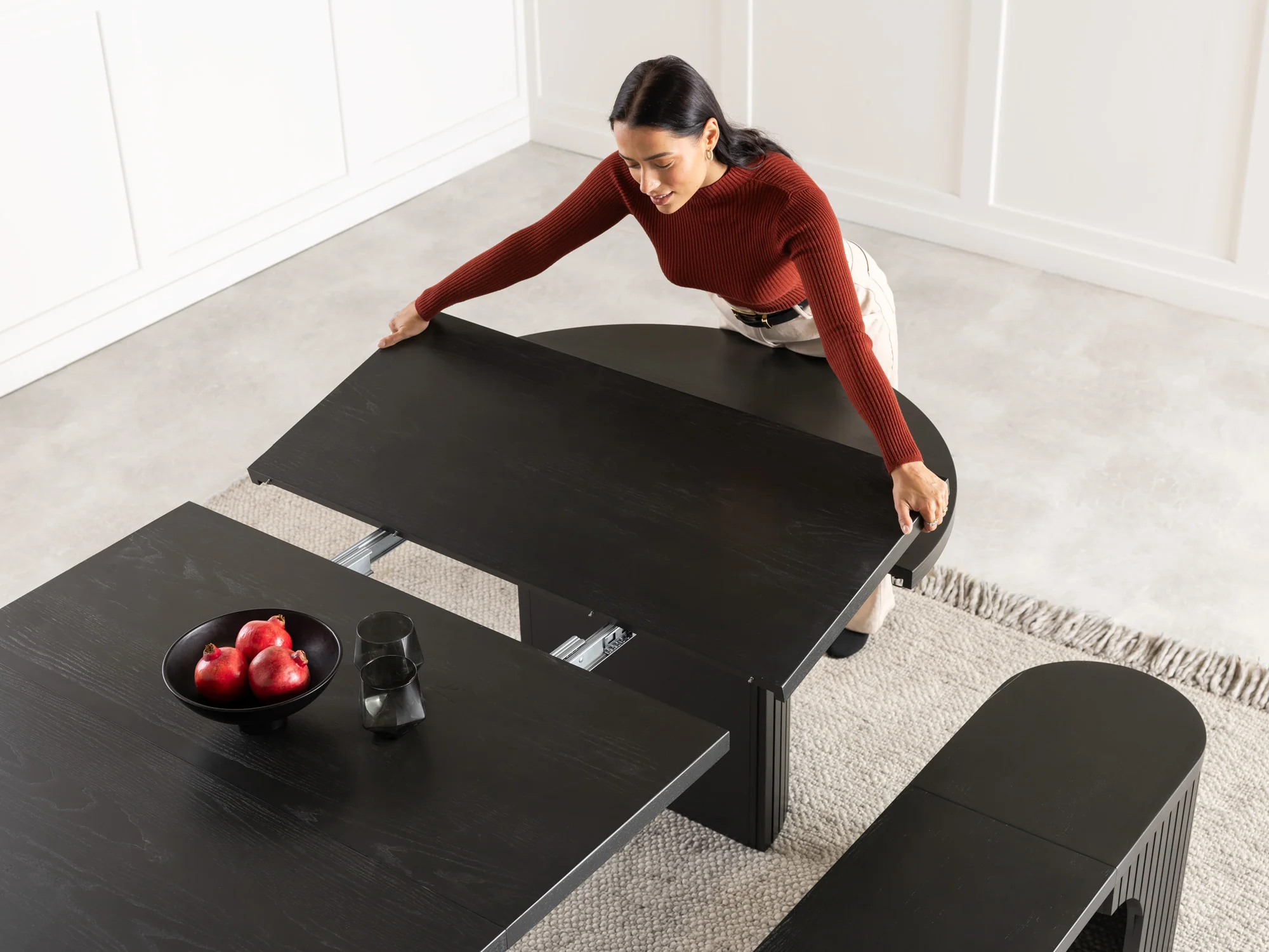 Round Dining Set - The Family - Image 30