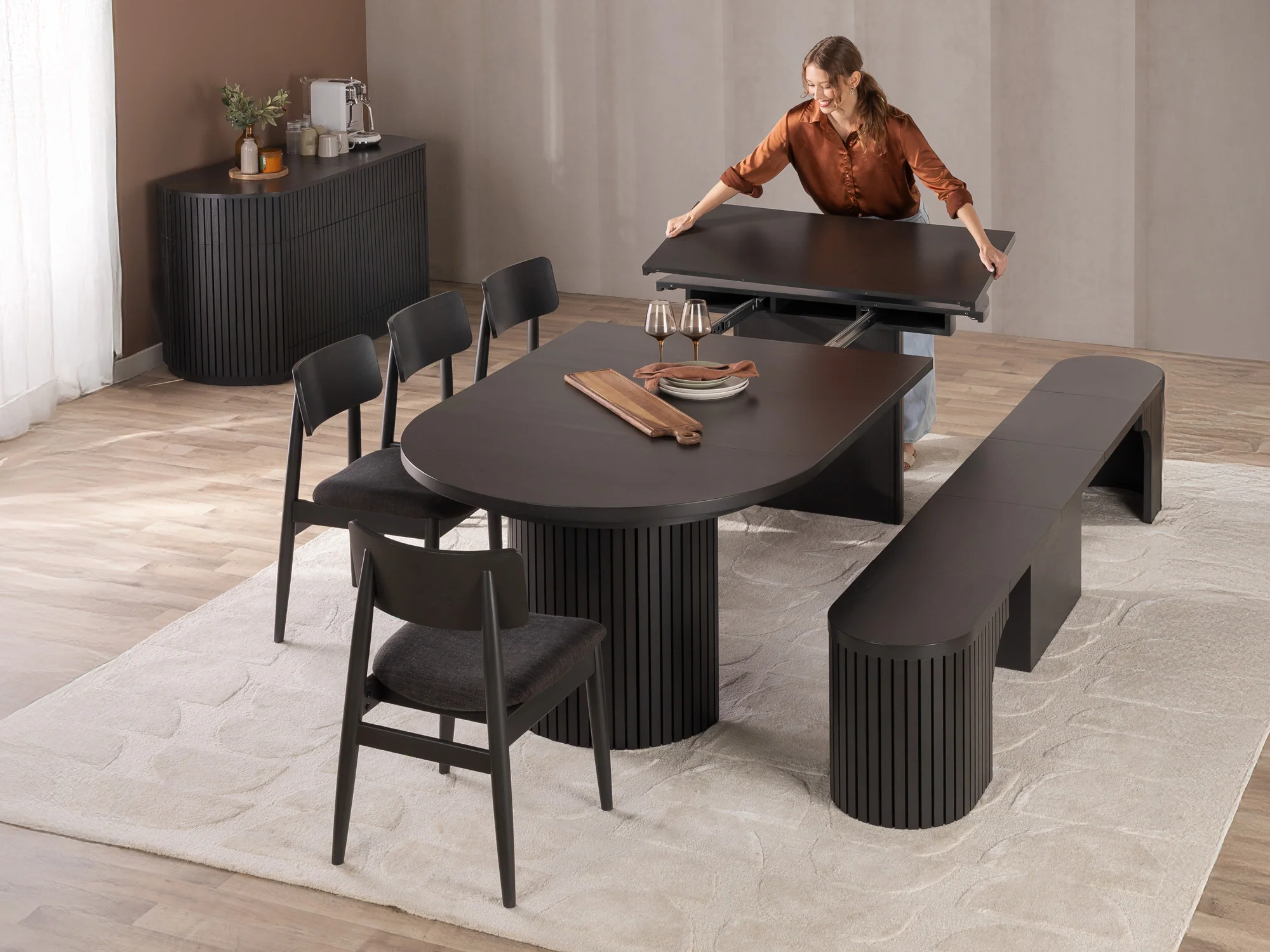 Round Dining Set - The Host - Image 4