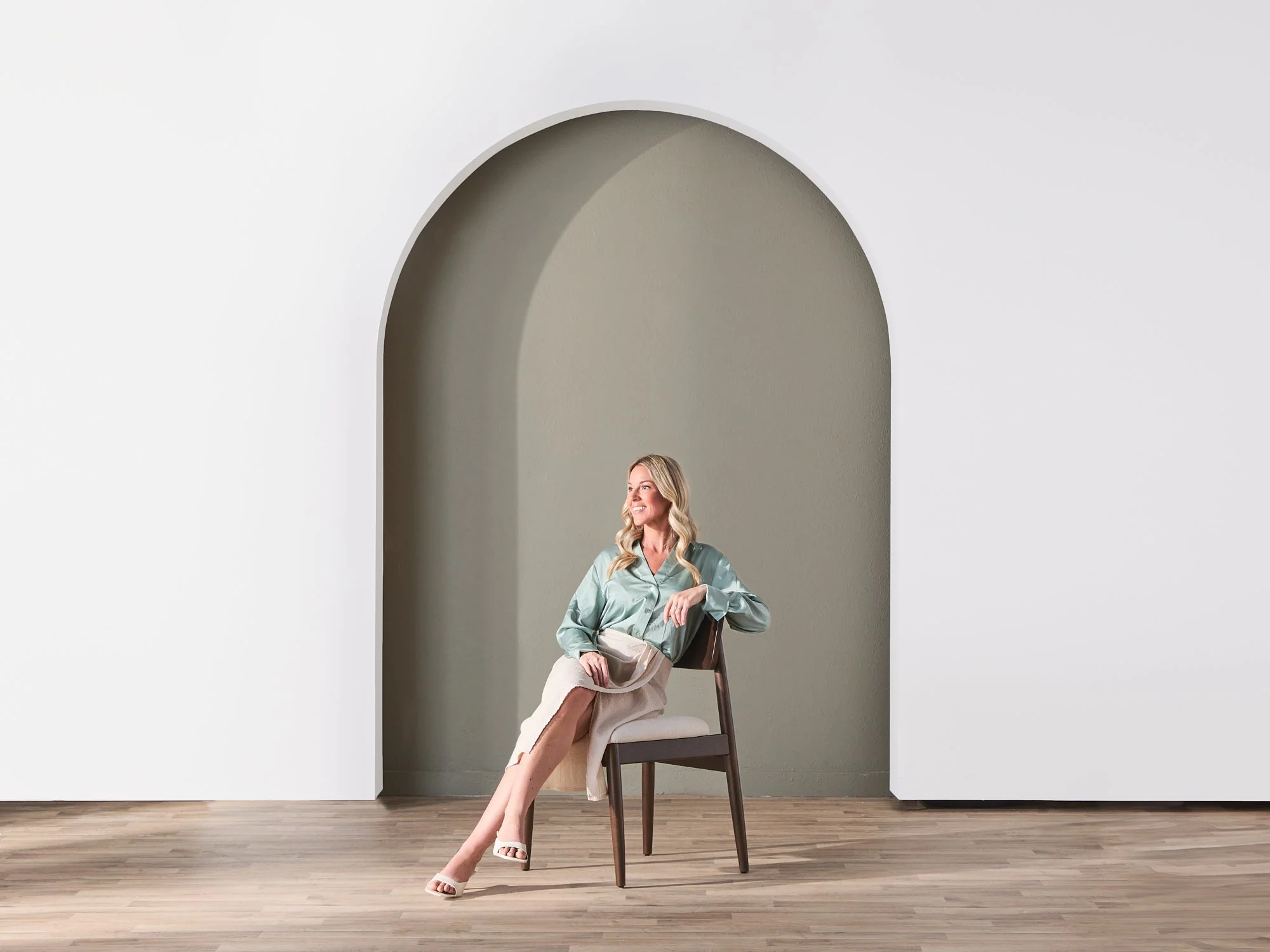 Transformer Round Chair - Image 5